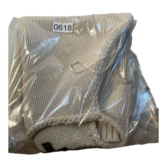 Banana Republic Women’s Beige Halter-Neck Tank Sweater Size L PETITE - Picture 12 of 12